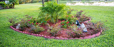 Vences Lawn Care - Austin | House & Garden | Logo