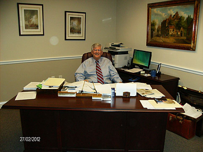 Peter C.K. Enwall, P.A. - Gainesville | Attorneys & Lawyers | Logo
