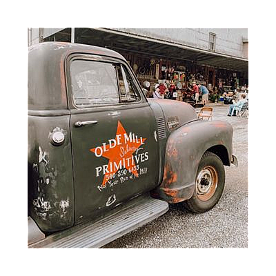 Olde Mill Primitives - Goodview | Retail | Logo