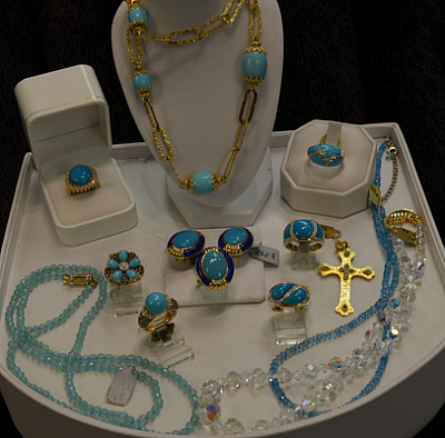 Just Like New - Vienna | Jewelry | Logo