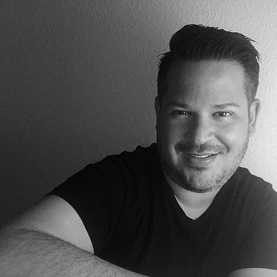 LesterMiranda.com - Tampa | Salons & Nails | Logo