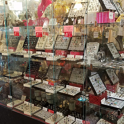 Shirley's Treasures - Castle Rock | Jewelry | Logo