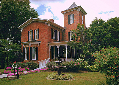 The Henry Manor - Lancaster | Events & Activities | Logo