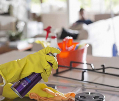Shaw's Classic Cleaning - Louisville | Home Services | Logo