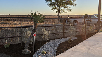 Broken Oak Landscaping - San Marcos | House & Garden | Logo