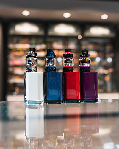 88 Smoke & Vape - Glendale | Retail | Logo
