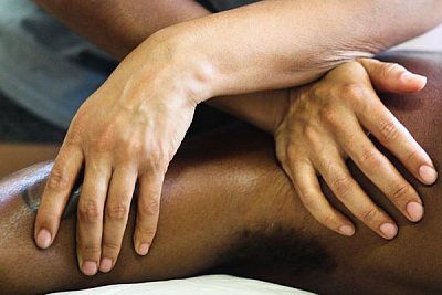 A REAL MASSAGE - Chicago | Beauty & Spas | Logo