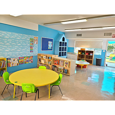 Growing Years Children's Academy - Los Angeles | Baby & Kids | Logo
