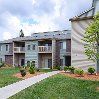 Verndale Apartments - Lansing | Realtors & Real Estate | Logo