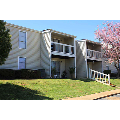 The Woodwinds Apartment Homes - Greenville | Apartments & Rentals | Logo