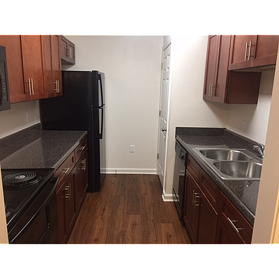 Crown Pointe Apartment Homes - Spartanburg | Apartments & Rentals | Logo